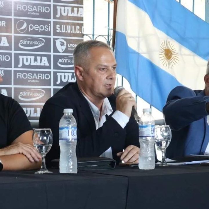 Elecciones en la Academia, Manuel Pérez busca consolidar su proyecto en Racing thumbnail