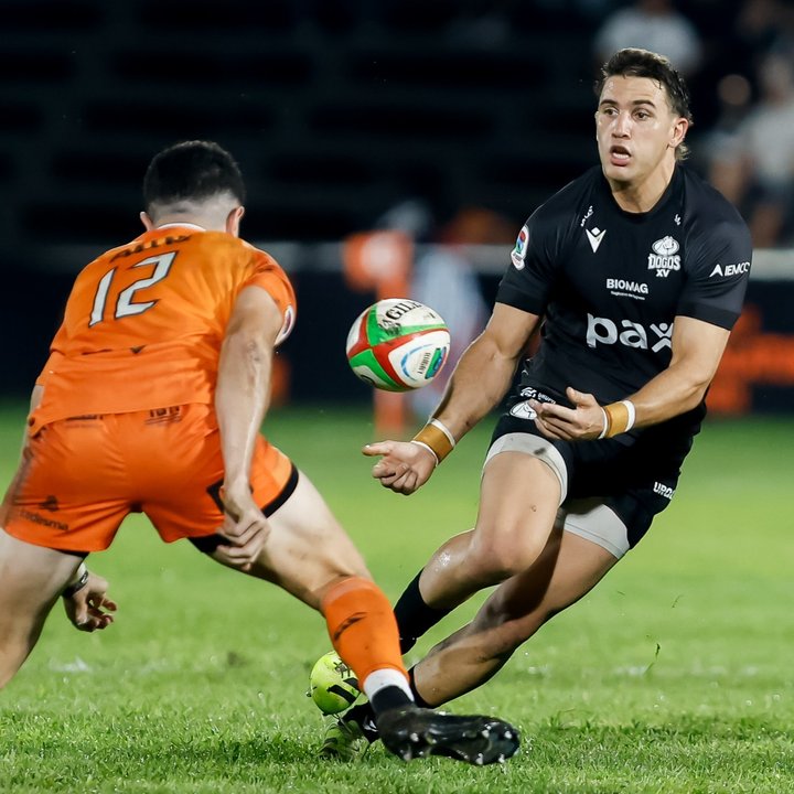 Tarucas rugió en La Caldera y terminó con el invicto de Dogos XV thumbnail