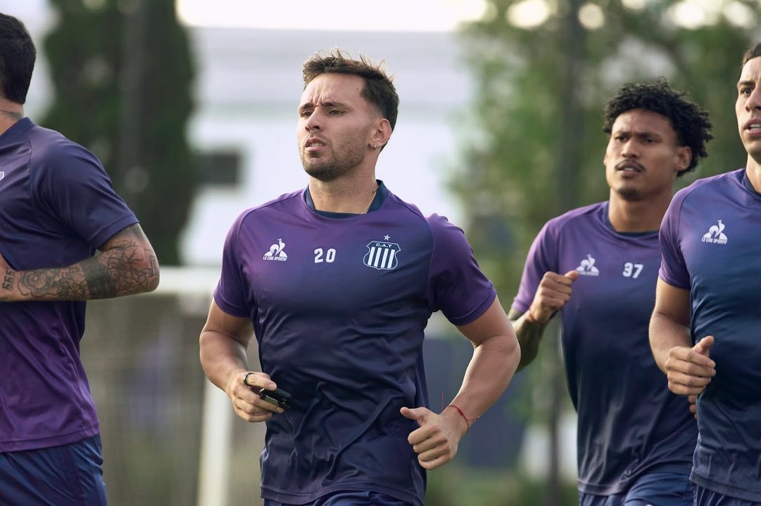 Talleres y el rearmado: Tévez mueve fichas y perfila el debut de Maidana ante Instituto thumbnail