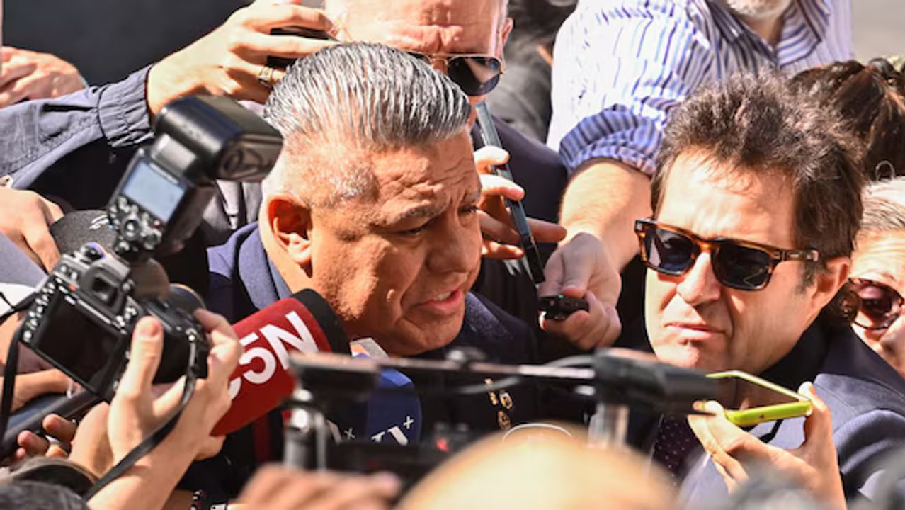Chiqui Tapia fue indagado por la causa en AFA: Cumplimos con lo que quería el juez" thumbnail