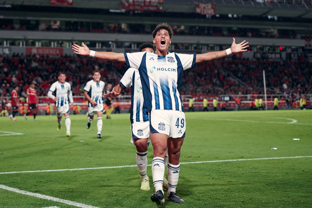 Talleres sacó pecho en Avellaneda: victoria 2-1 ante Independiente thumbnail