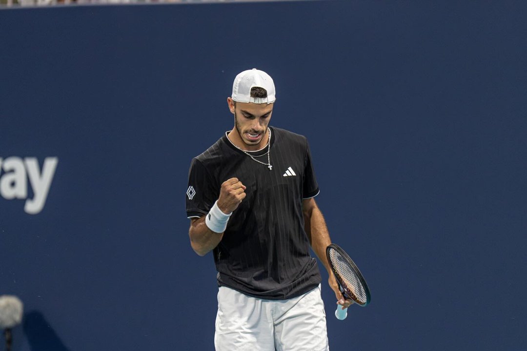 Triunfazo de Cerúndolo ante Humbert para meterse en los cuartos del Masters de Miami thumbnail