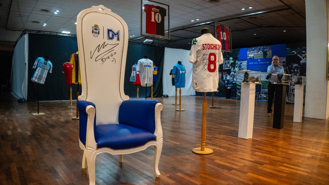 Diego Vive en Córdoba: reliquias únicas y tecnología inmersiva para recorrer la vida del 10 thumbnail