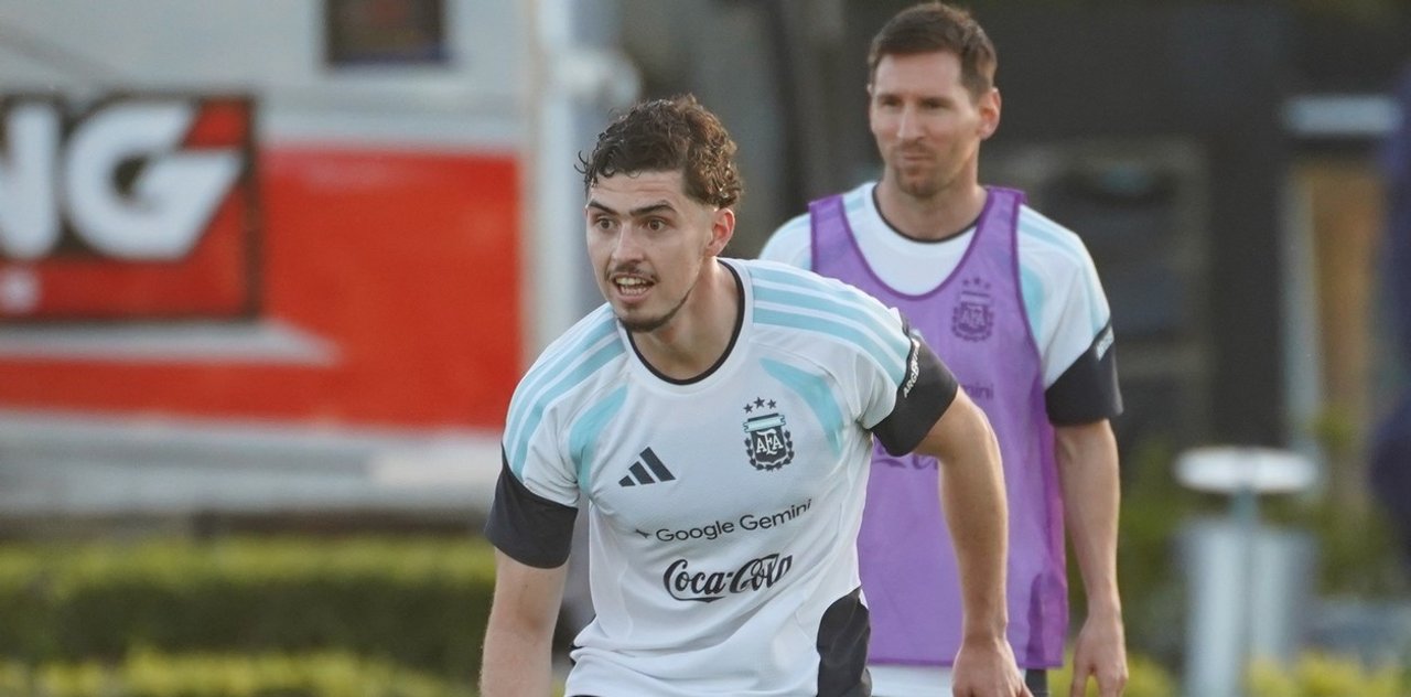 Golpe para la Selección: Panichelli se rompió los ligamentos y no llega al Mundial thumbnail