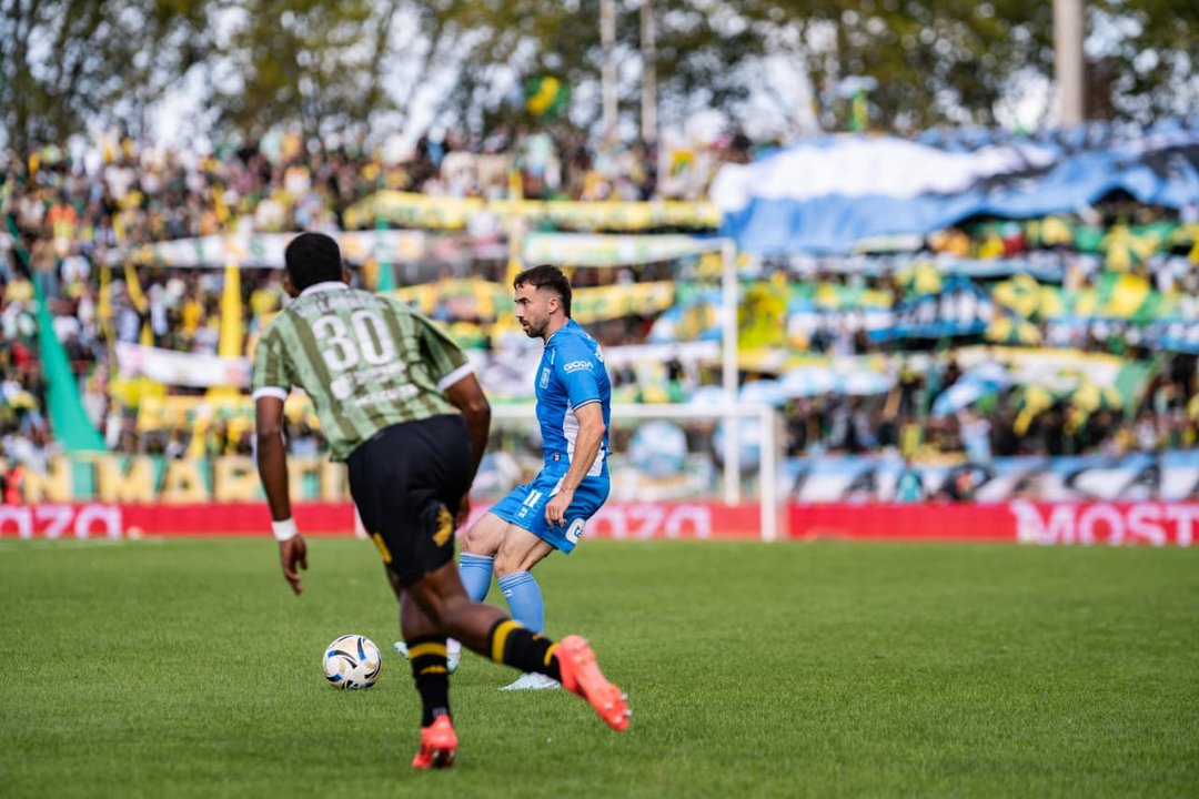 En el duelo por la permanencia en Mar del Plata: Estudiantes de Río Cuarto y Aldosivi igualan sin abrir el marcador thumbnail