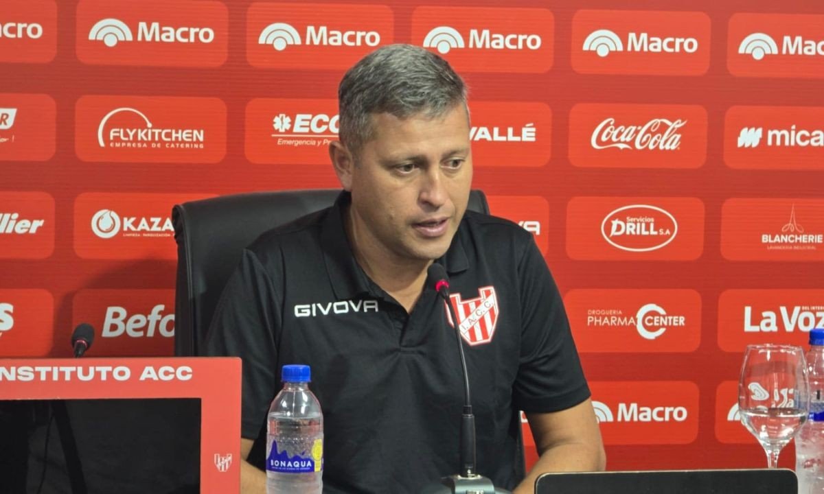 Diego Flores, esperanzado tras el triunfo de Instituto: Perder era quedarse afuera thumbnail