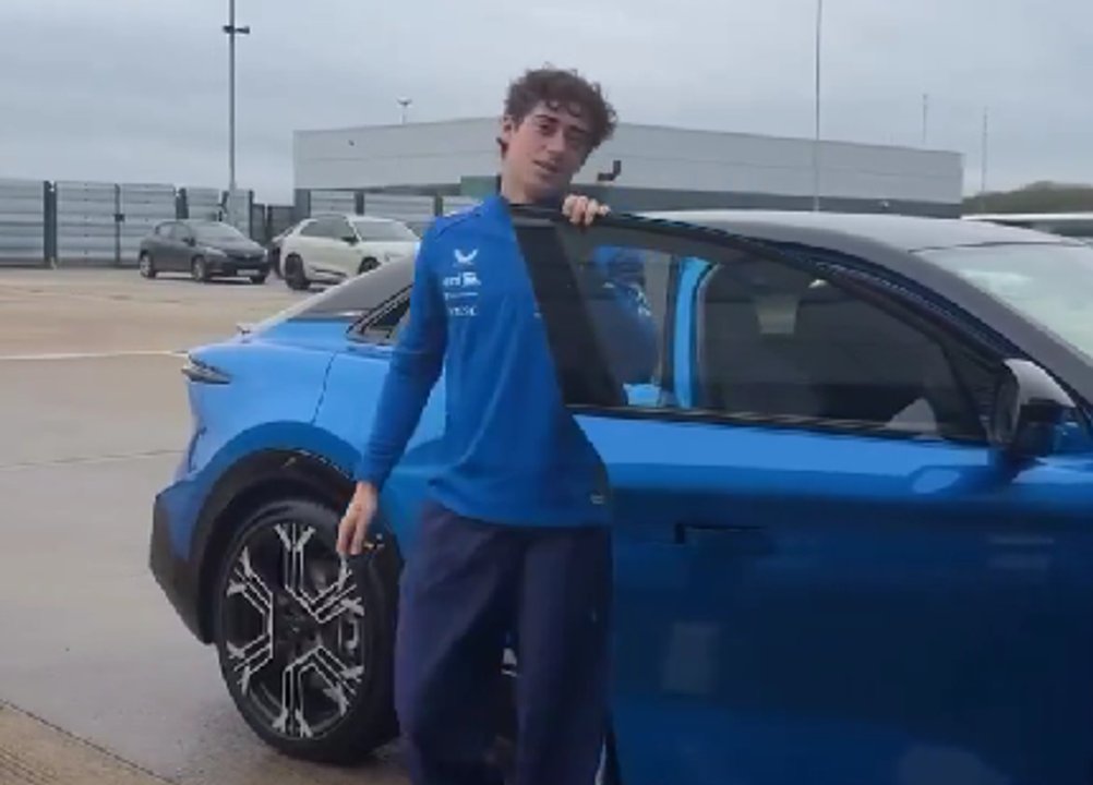 Quiero uno así en casa: el auto de Alpine que sorprendió a Colapinto thumbnail