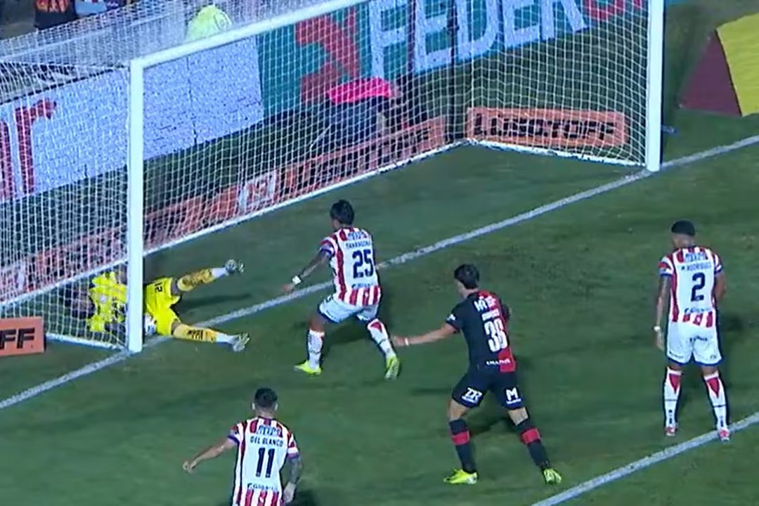 Newells bajó a Unión en Santa Fe y confirmó su resurrección thumbnail