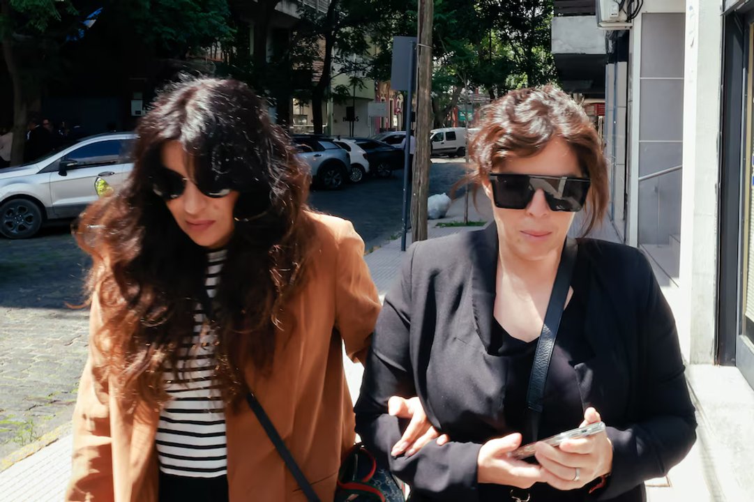 Guerra total en el juicio por Maradona: entre los insultos de Luque y la acusación de manipulación de Gianinna thumbnail