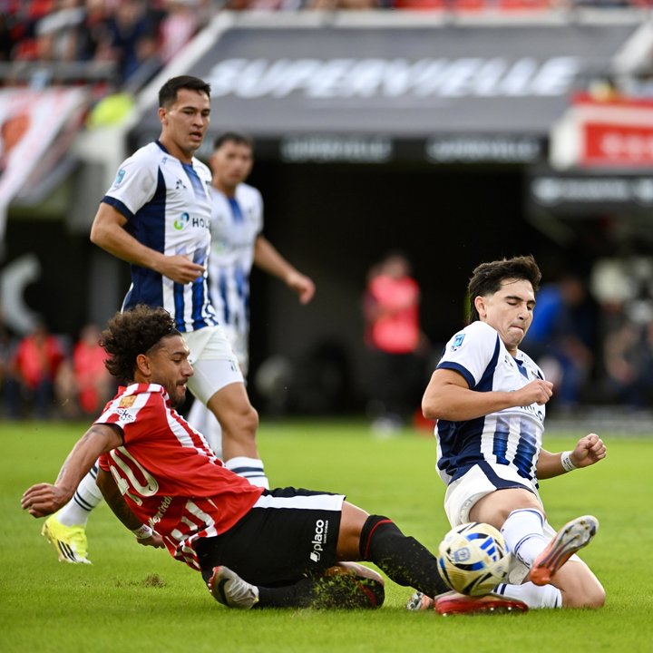 En vivo: Talleres empata en su visita a Estudiantes en La Plata thumbnail