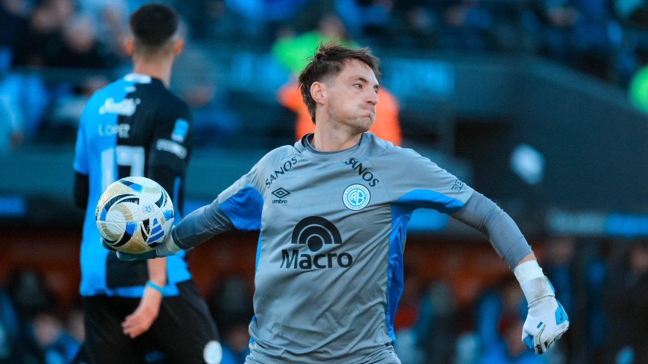 Belgrano recibe a Sarmiento con ausencias importantes thumbnail