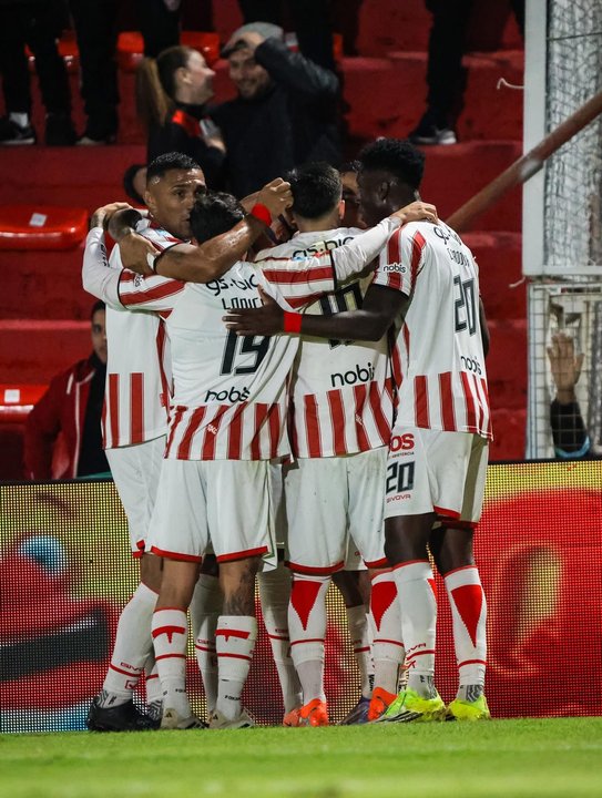 Instituto ganó con autoridad en Río Cuarto, pero no le alcanzó y quedó eliminado del Apertura thumbnail