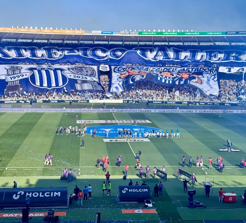 Banderas, humo y 360 grados de color: Talleres prepara un recibimiento histórico thumbnail
