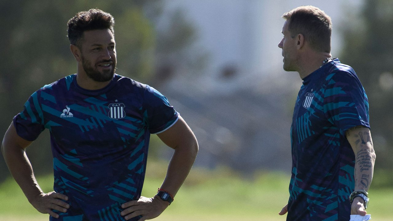 Tras la salida de Tévez, la dupla interina dirigirá a Talleres por Copa Argentina thumbnail