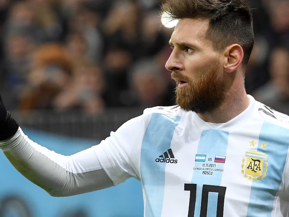 Messi y los Mundiales, en paralelo: la historia de quien más años cumplió jugándolos thumbnail