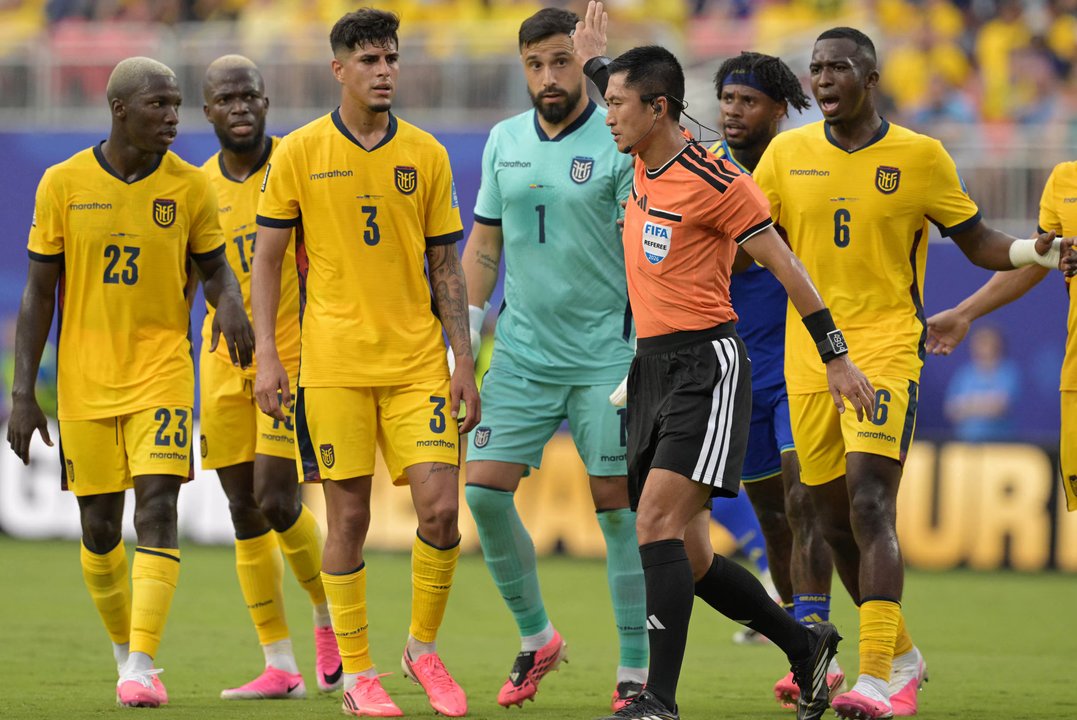 Se definen los grupos del Mundial: los partidos de este jueves con hora y TV thumbnail