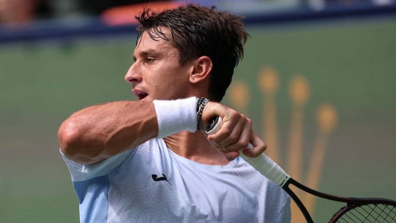 Wimbledon arrancó con dos derrotas de tenistas argentinos thumbnail