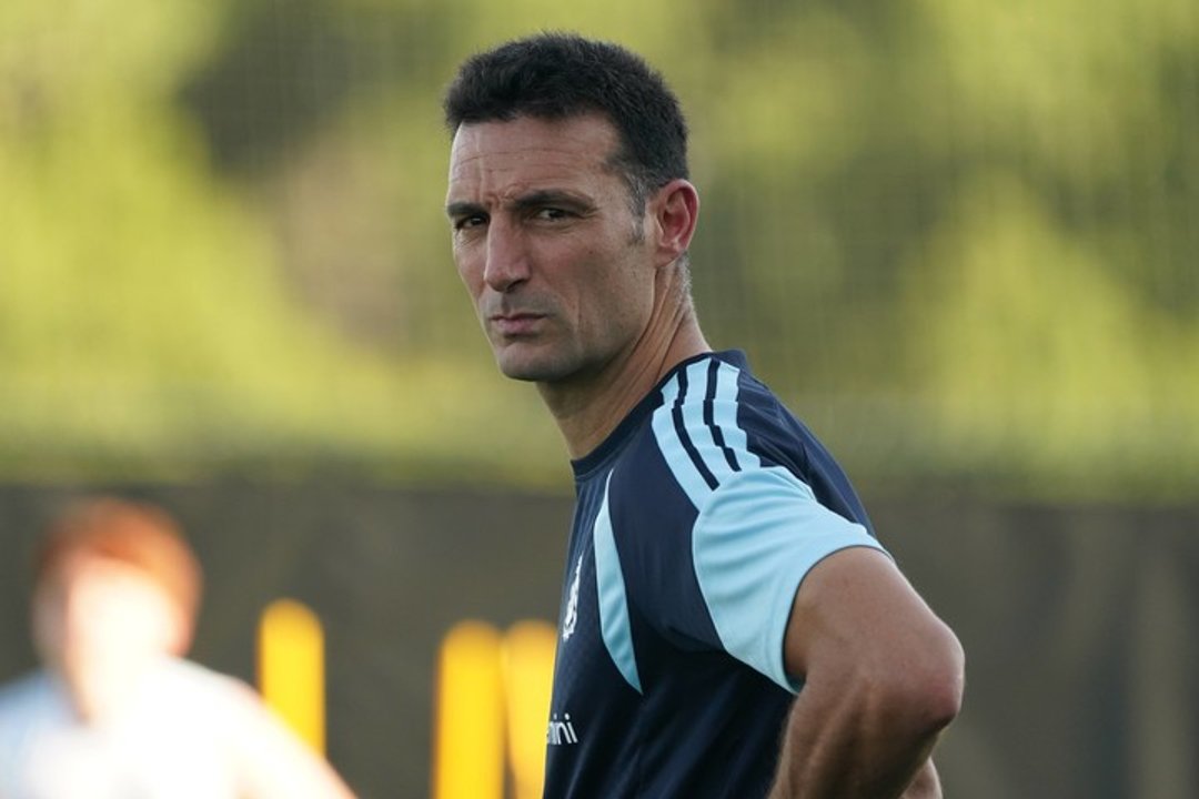 Scaloni guarda su última carta thumbnail