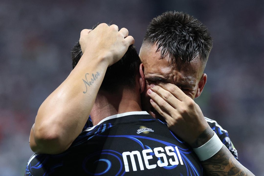 Lautaro Martínez, a corazón abierto: Desde que mi viejo me compró botines soñé con este gol thumbnail