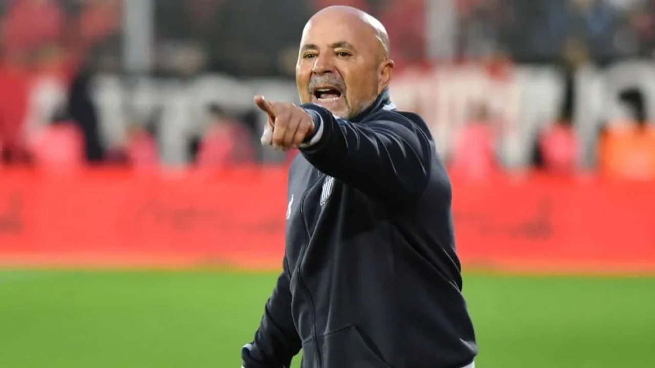 Duelo de urgencias: Sampaoli busca su primer grito con Talleres thumbnail