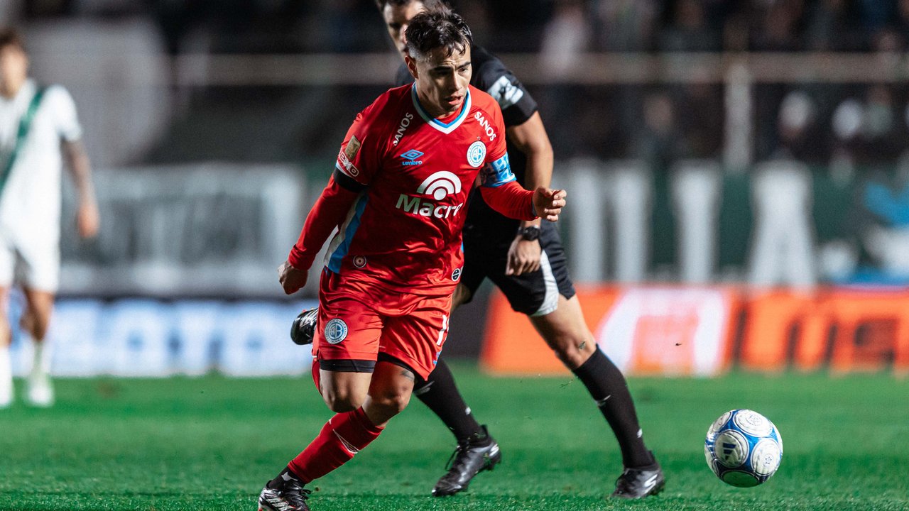 Belgrano vs. Independiente Rivadavia: sin Lucas Zelarayán en el once titular thumbnail