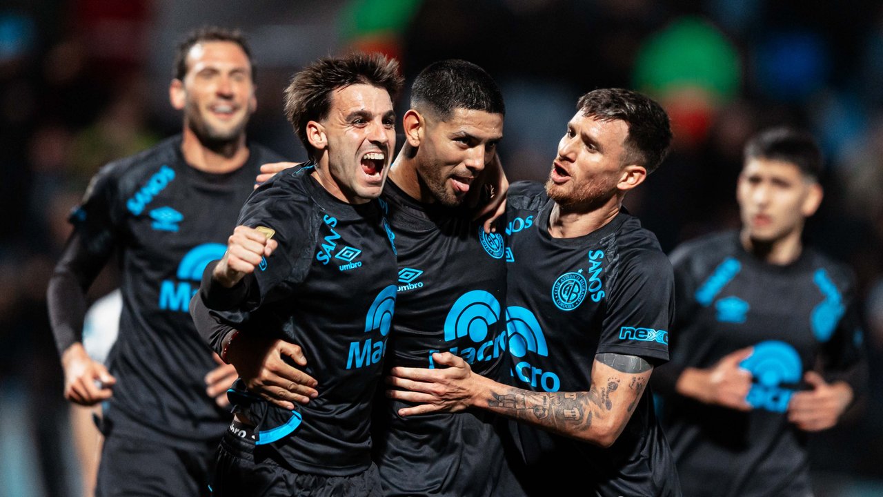 Belgrano ganó 2-0 en Alberdi y es escolta del grupo B thumbnail