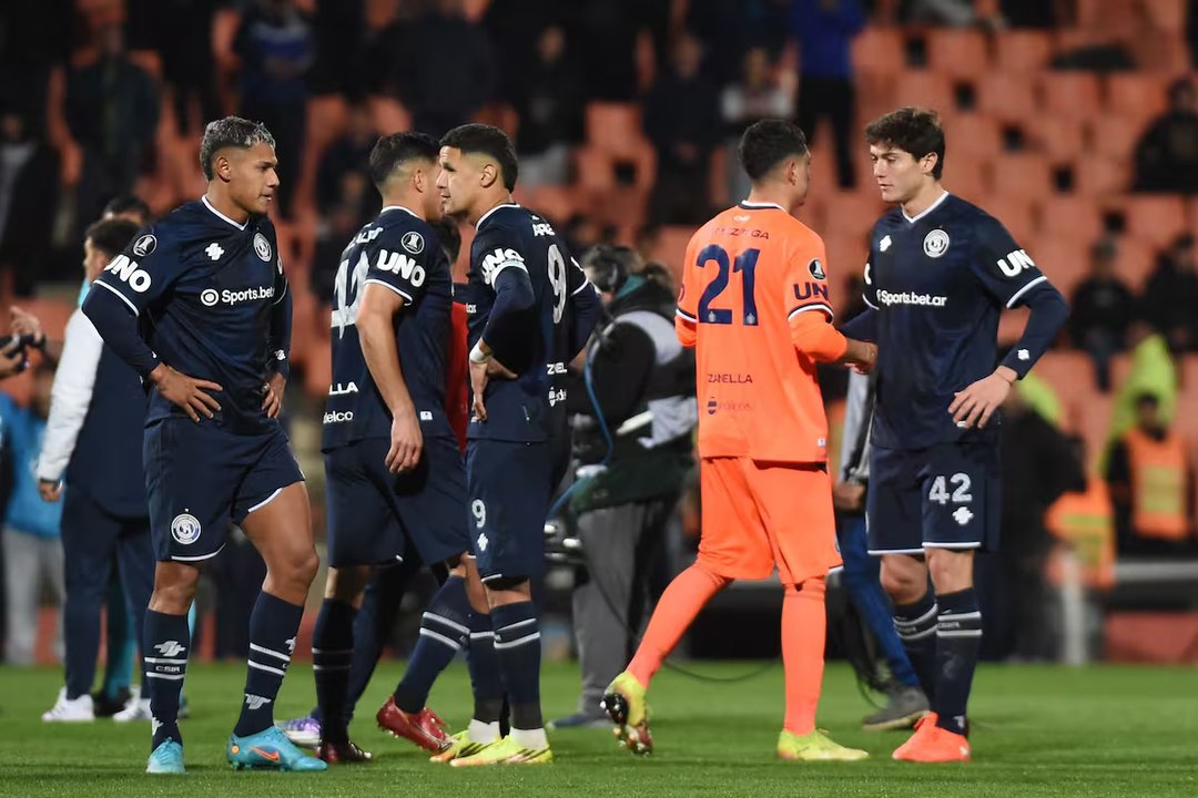 Independiente Rivadavia no pudo con Fluminense y fue eliminado en octavos de la Libertadores 2026 thumbnail
