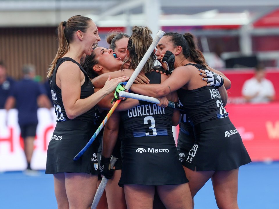 Coronadas de gloria: Las Leonas vencieron a Países Bajos y son campeonas del mundo thumbnail