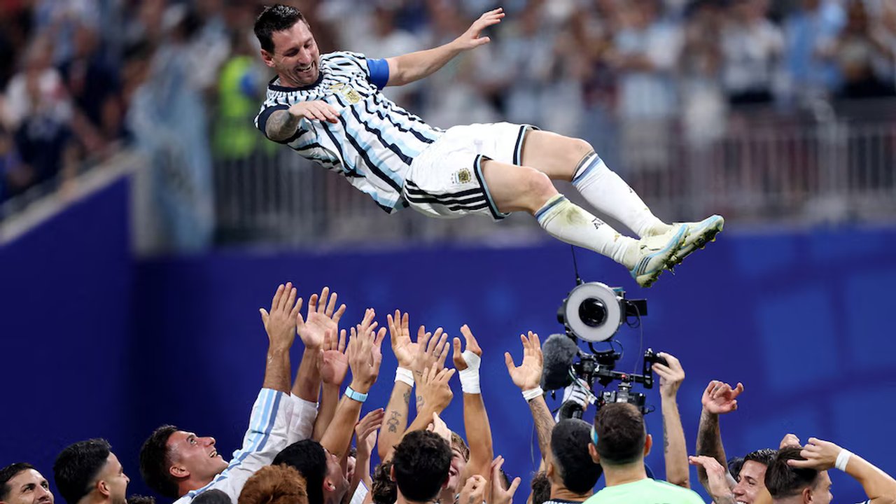 Gracias por hacernos tan felices: la despedida de los jugadores de la Selección a Messi thumbnail