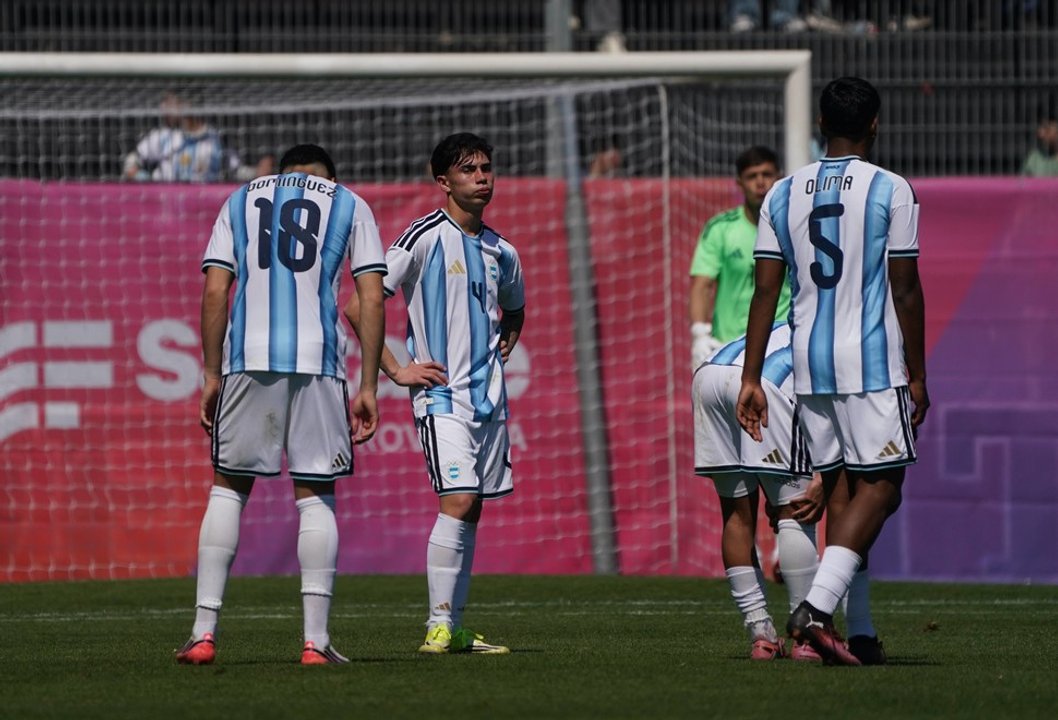 En el debut, Argentina Sub-19 perdió 2-1 ante Paraguay thumbnail