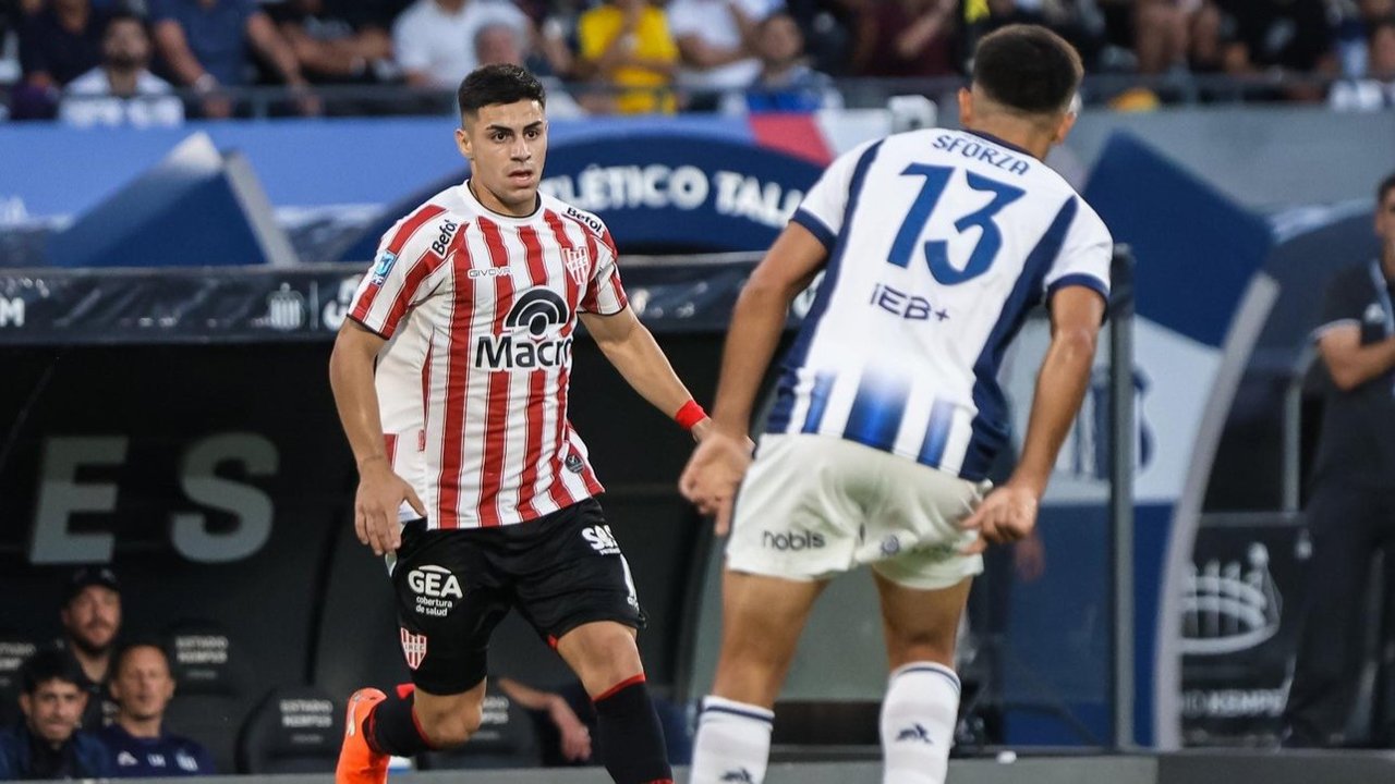 Instituto y Talleres se enfrentan en Alta Córdoba con una gran transmisión de Canal 10 thumbnail