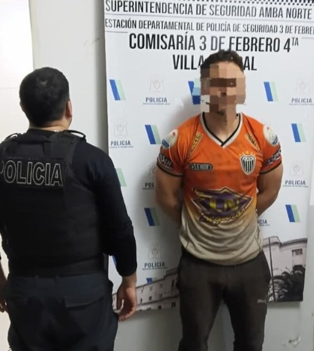 Detuvieron a un exjugador de River acusado de intentar sacarle el arma a un policía thumbnail