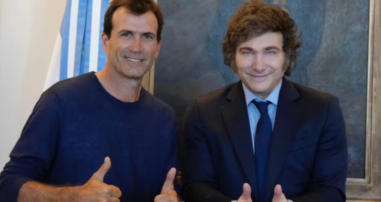 El Gobierno nombró Embajador Extraordinario al polista Adolfo Cambiaso thumbnail