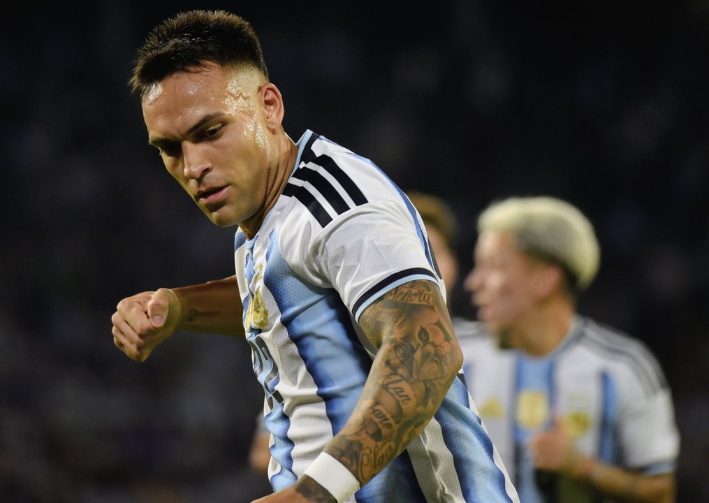 Cuartetazo de la Selección en Córdoba: Argentina goleó a Bolivia en el Kempes thumbnail