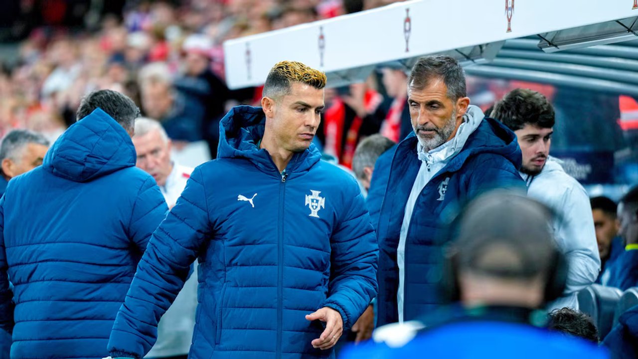 Escándalo en Portugal: Cristiano Ronaldo abandonó la concentración y anticipó que contará su versión thumbnail