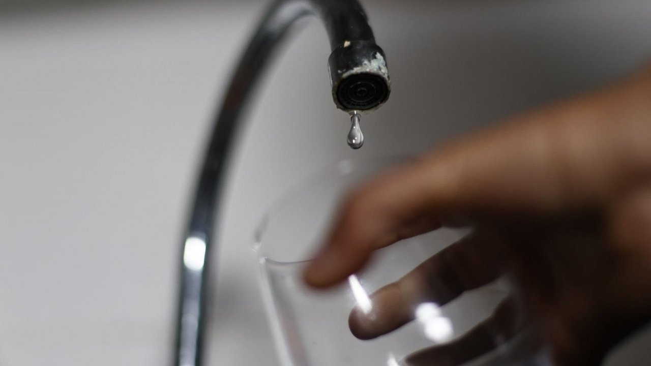 Corte de agua en Córdoba: Aguas Cordobesas realizará obras en Av. Santa Ana y afectará a 40 barrios