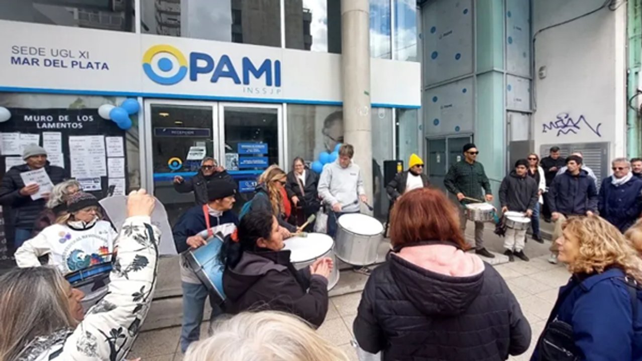 Médicos y odontólogos del PAMI anunciaron un paro de cuatro días en todo el país