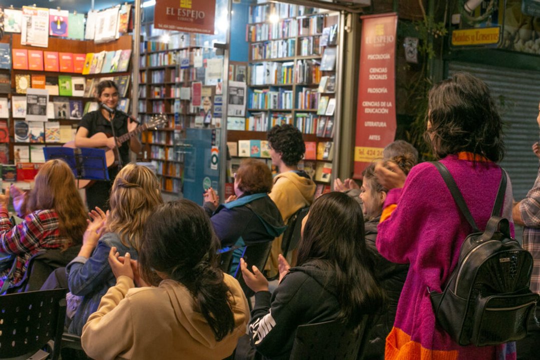 La Noche de las Librerías abre el camino hacia la Feria del Libro Córdoba 2026